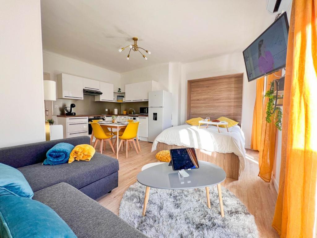 Appartement Vue Mer Parking Prive Place Med Canet Exterior foto