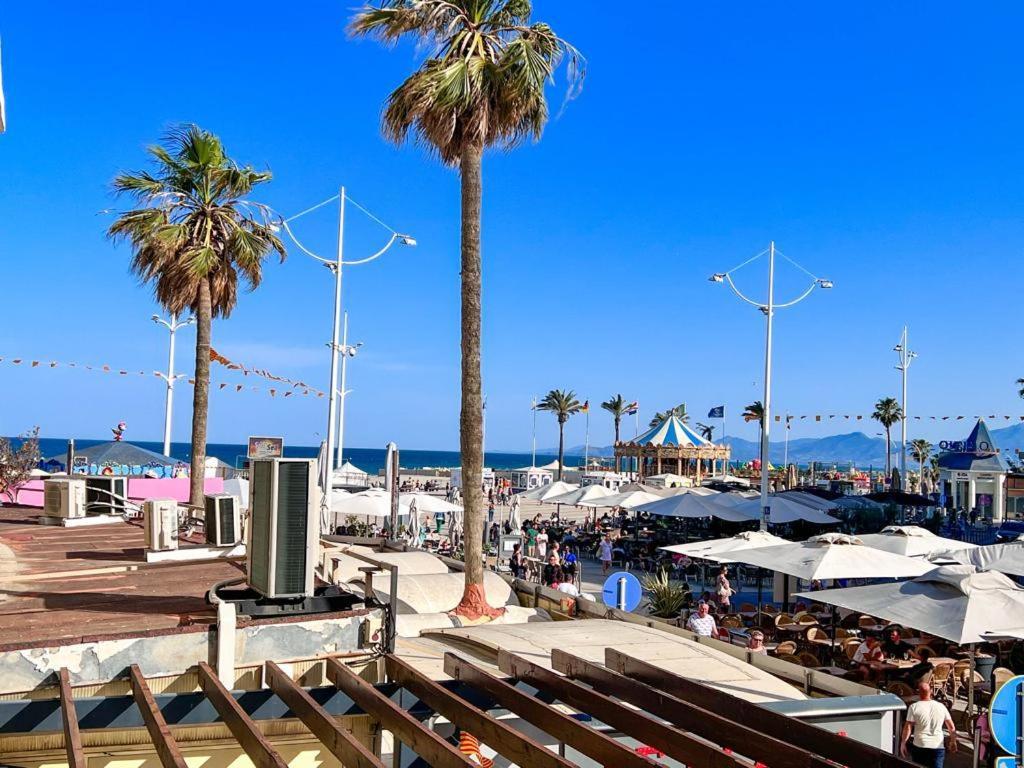 Appartement Vue Mer Parking Prive Place Med Canet Exterior foto