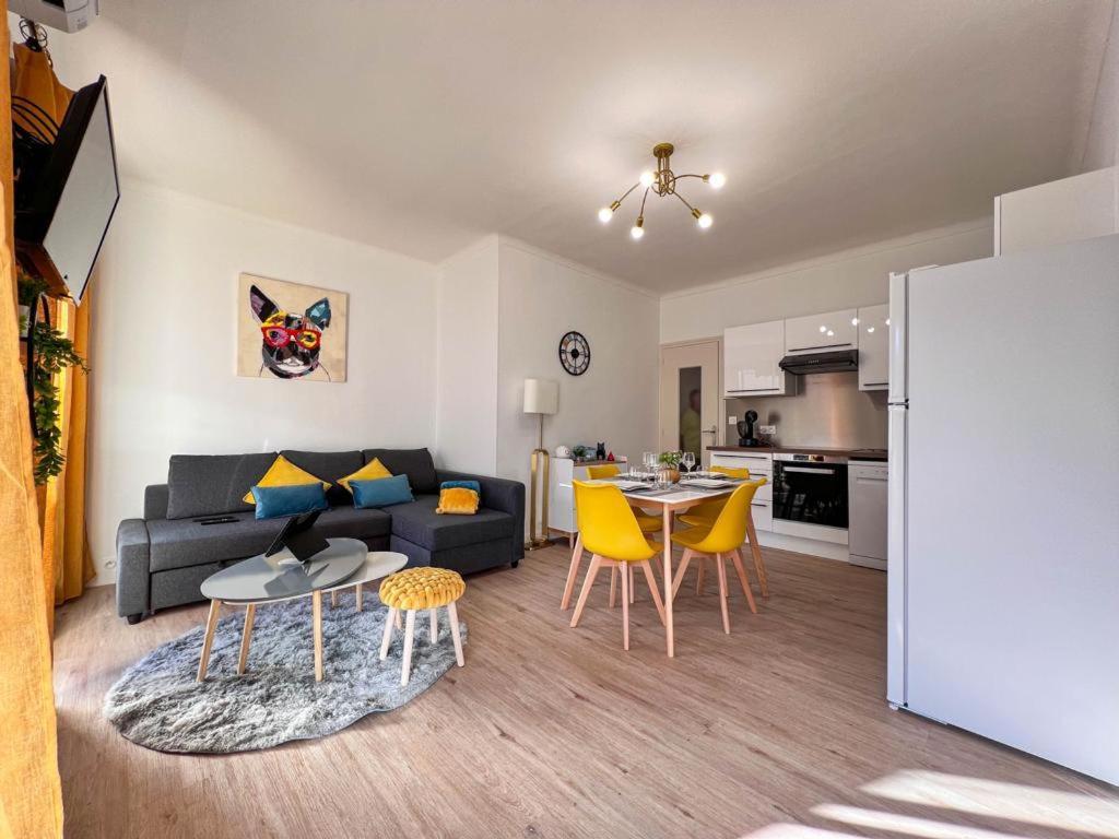 Appartement Vue Mer Parking Prive Place Med Canet Exterior foto